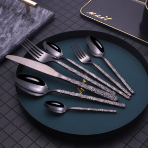 Embossed Textured Handle Steak Knives – Western Style Stainless Steel Cutlery Set - Image 4